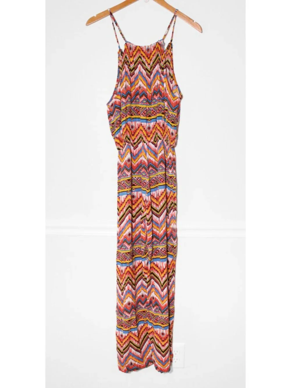 Love by Chesley Aztec Print Jumpsuit Crinkle Rayon Lightweight Beach Coral Sz M